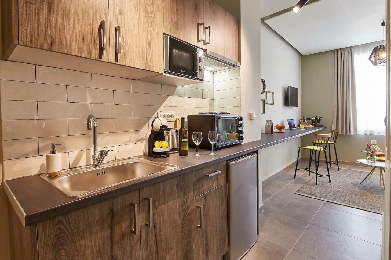 Walk Through From 1-bdr Next To Acropolis! *