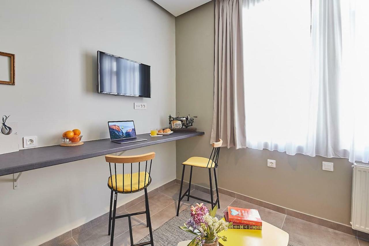 Walk Through From 1-bdr Next To Acropolis! Apartment